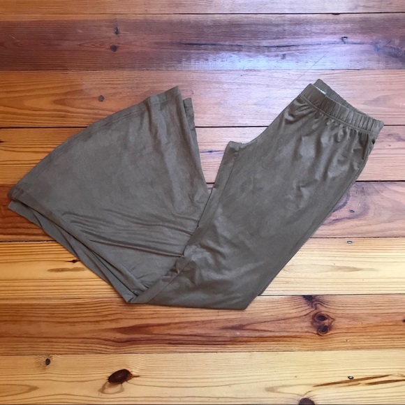 A'Reve Beige Suede Stretch Flare Pants, EUC, L - Picture 10 of 10
